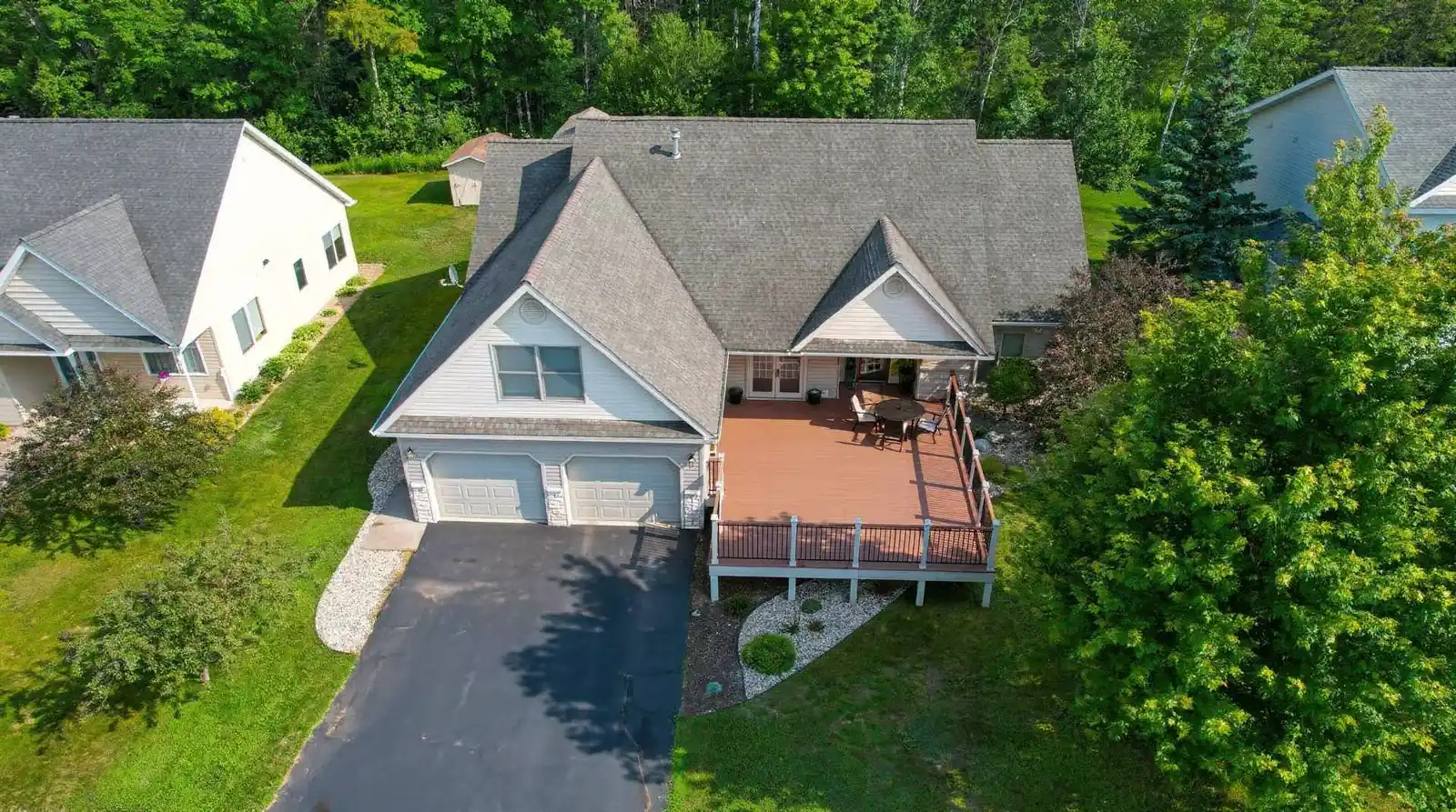 Homeowners evaluating deck builders in Duluth, MN, should confirm the company is a licensed general